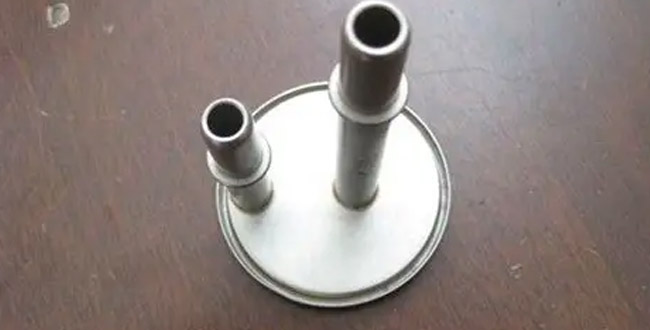 难熔金属的钎焊：凡温度低于3000℃的各种钎料均可用于W的钎焊